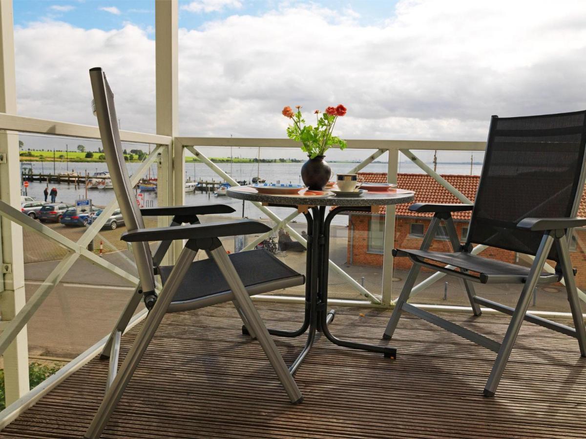Appartement Am Yachthafen Poel Exterior foto